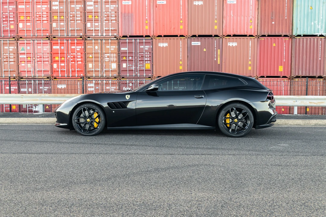 2018 Ferrari GTC4Lusso T - Image 12 of 31
