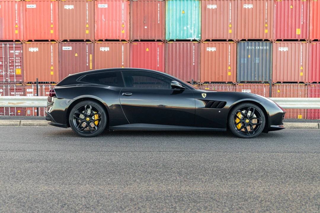 2018 Ferrari GTC4Lusso T - Image 4 of 31