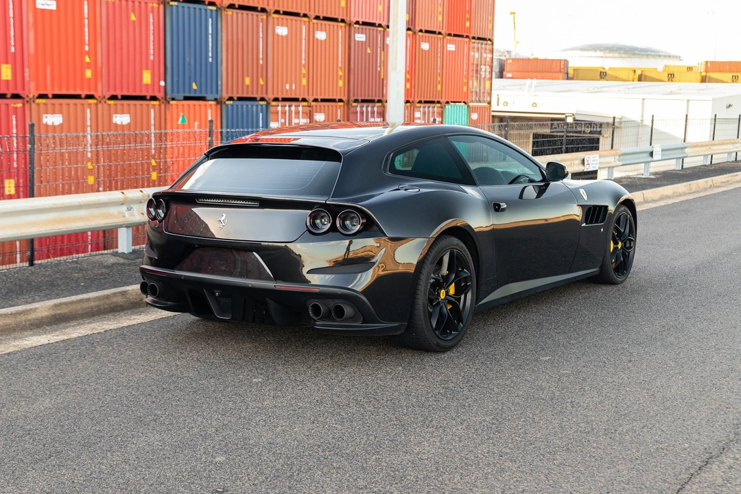 2018 Ferrari GTC4Lusso T - Image 5 of 31