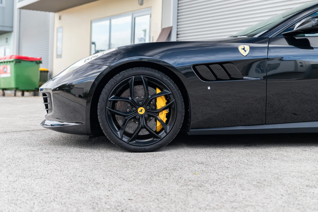 2018 Ferrari GTC4Lusso T - Image 14 of 31