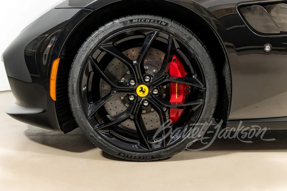 2018 Ferrari GTC4Lusso T - Image 25 of 27