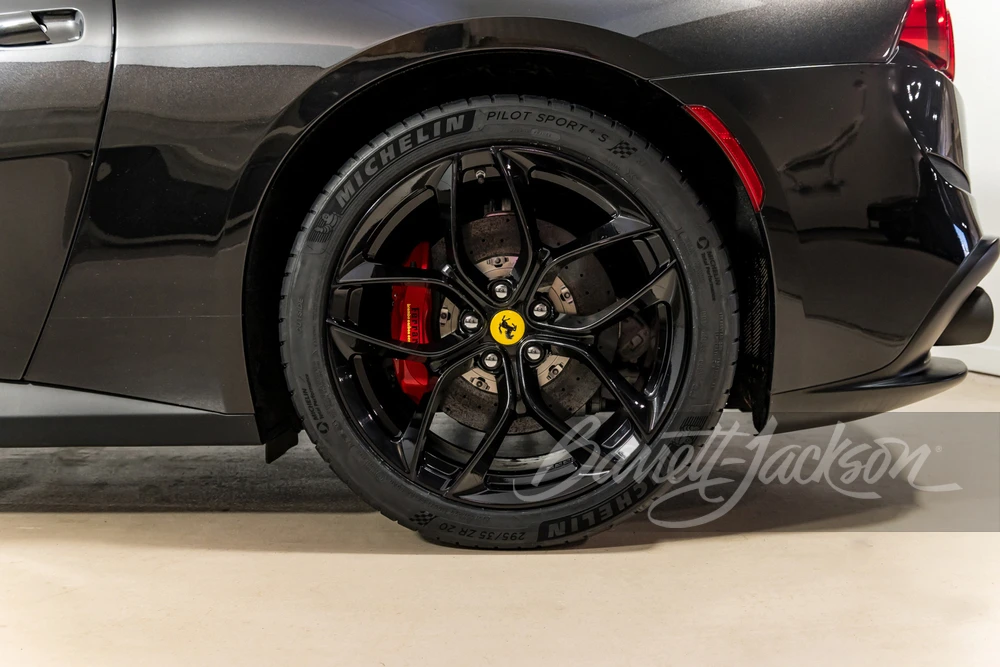 2018 Ferrari GTC4Lusso T - Image 26 of 27
