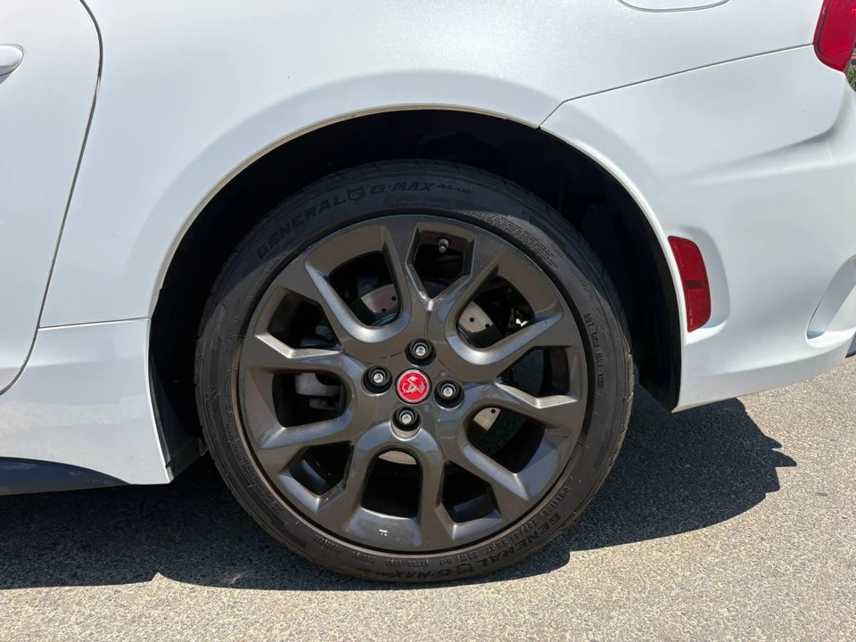 2018 Fiat 124 Spider - Image 21 of 24