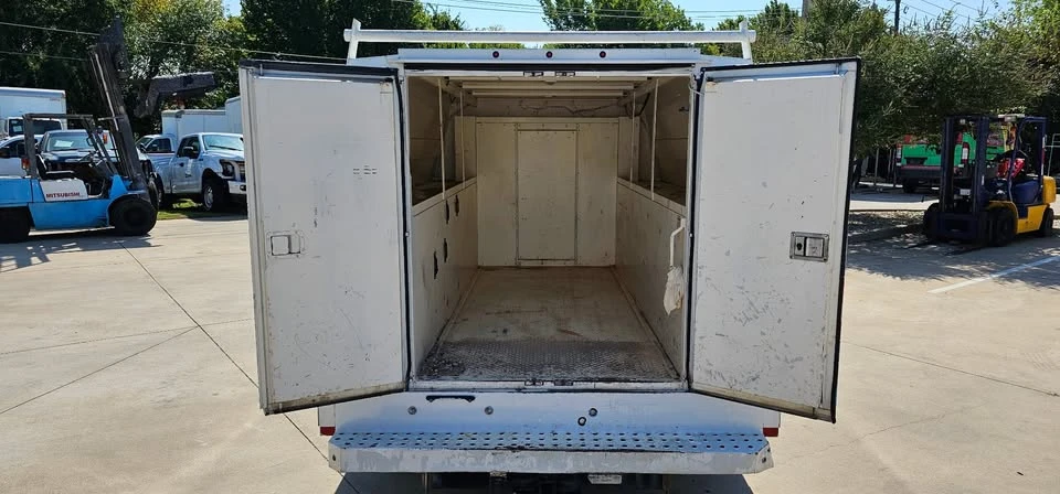 2018 Ford Econoline Van - Image 6 of 12