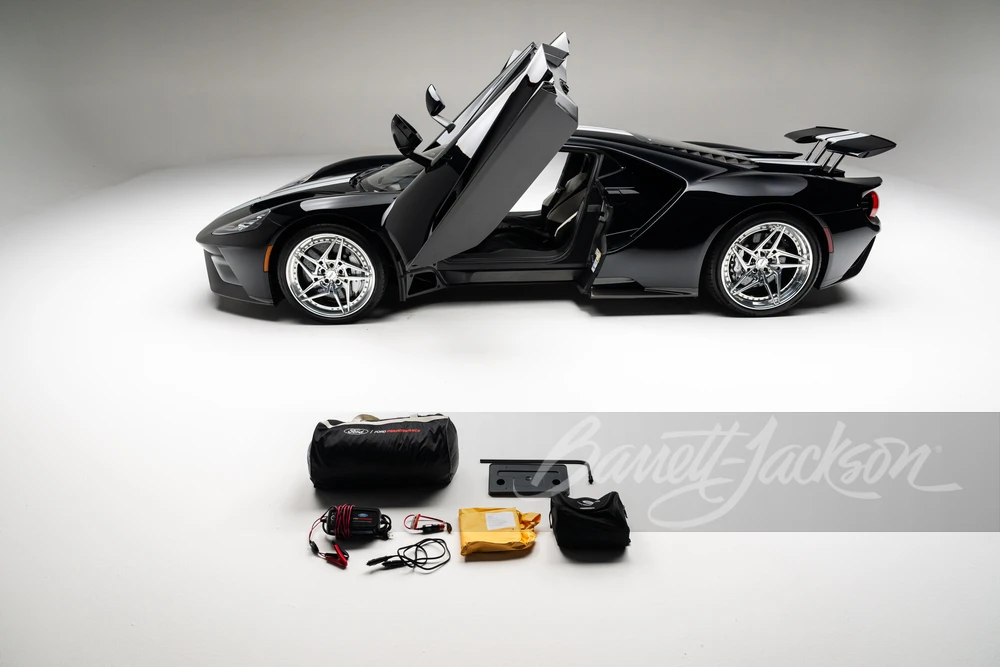 2018 Ford GT 2nd Gen - Image 15 of 31