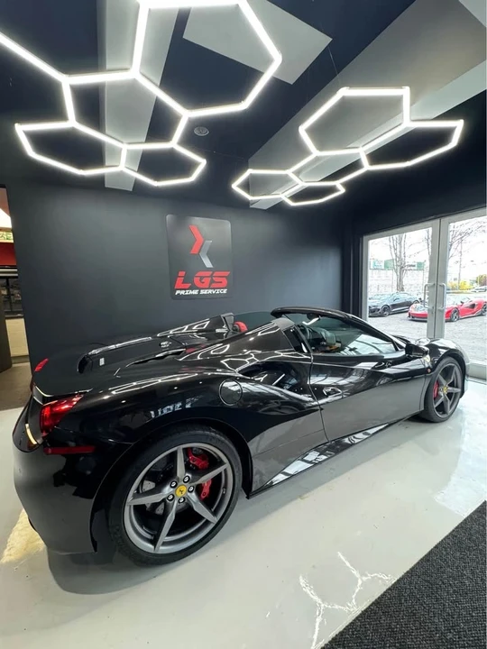 2018 Ferrari 488 - Image 2 of 8