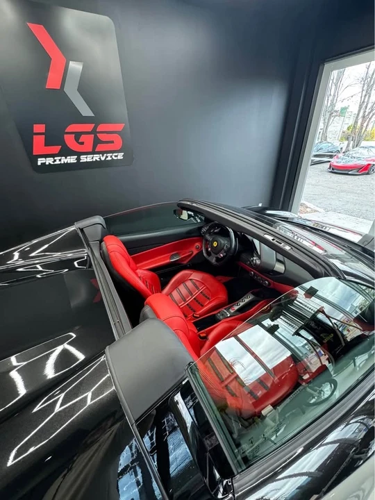 2018 Ferrari 488 - Image 4 of 8