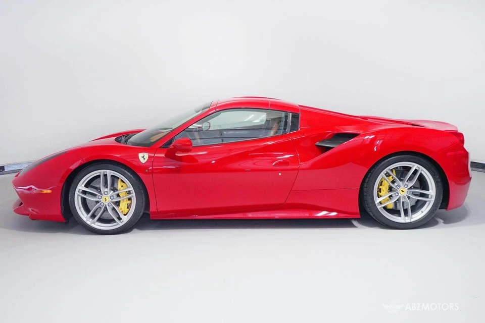 2018 Ferrari 458 - Image 3 of 4