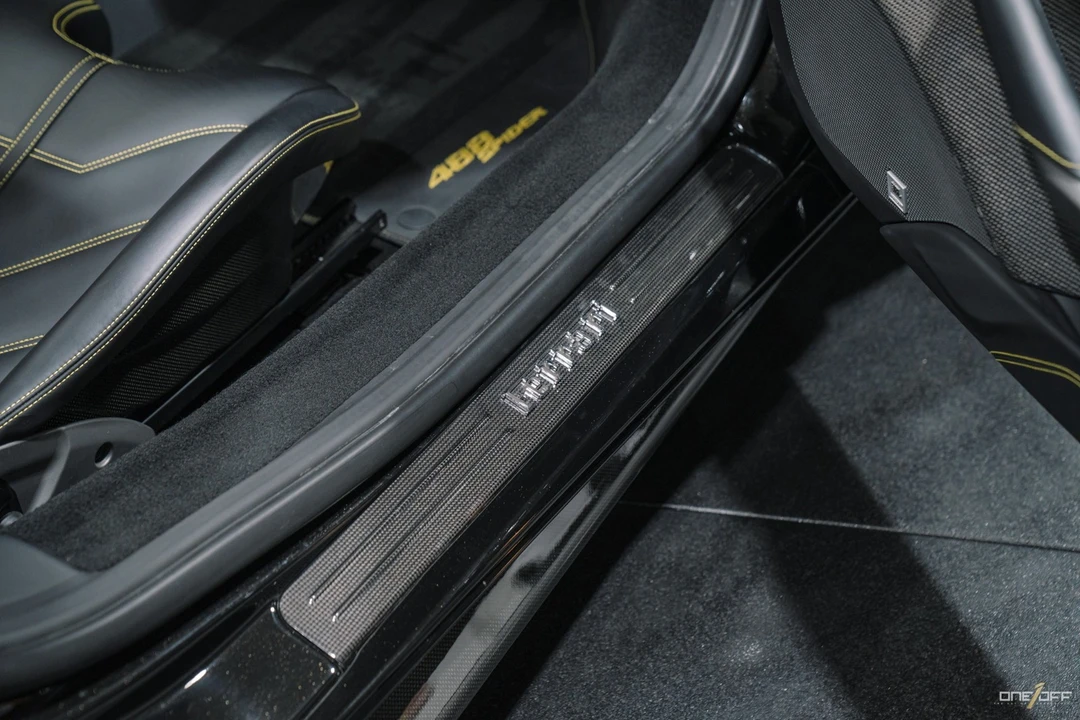 2018 Ferrari 488 GTB - Image 25 of 31