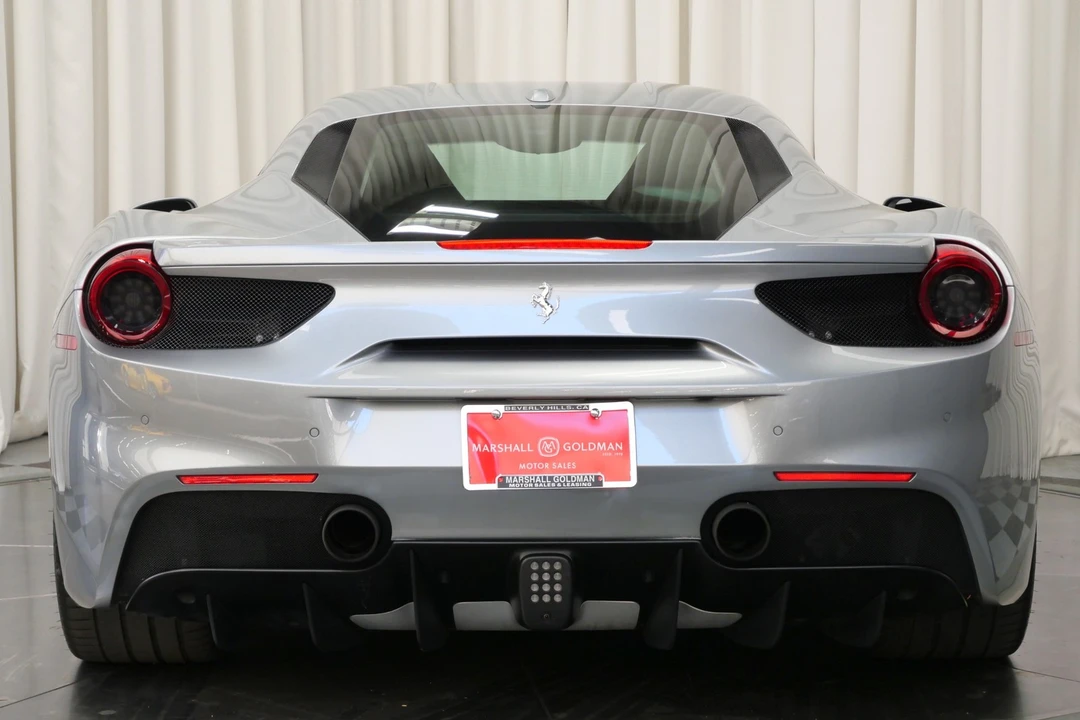 2018 Ferrari 488 GTB - Image 8 of 12