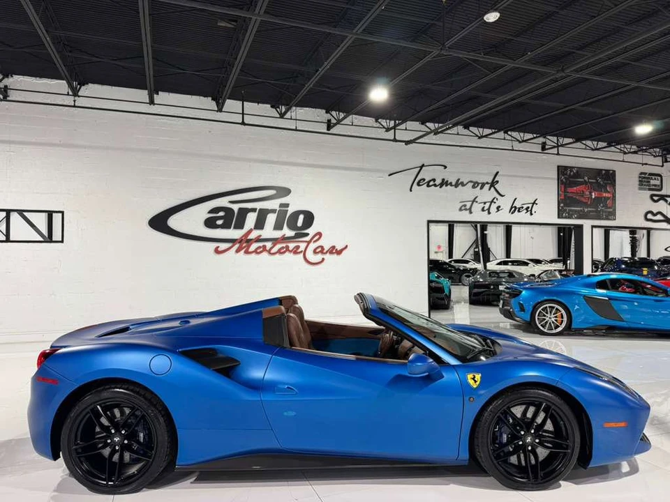 2018 Ferrari 488 GTB - Image 8 of 12