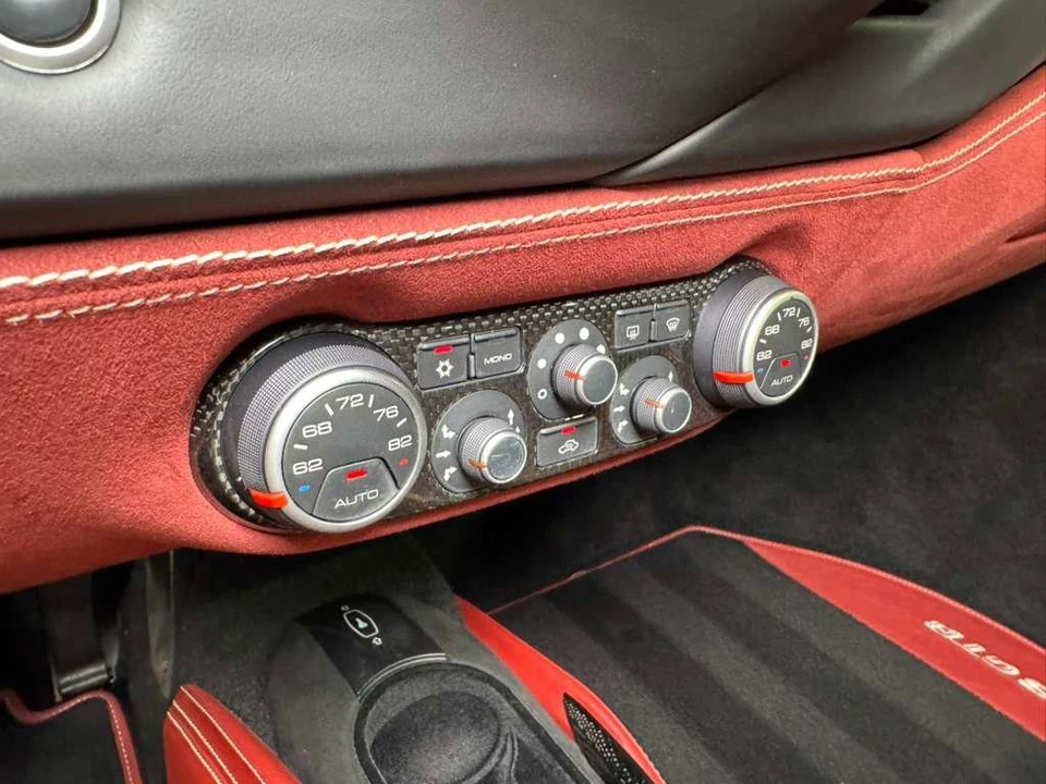 2018 Ferrari 488 - Image 19 of 21
