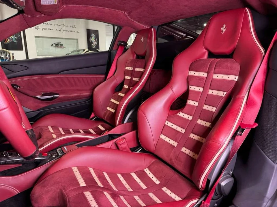 2018 Ferrari 488 - Image 10 of 12