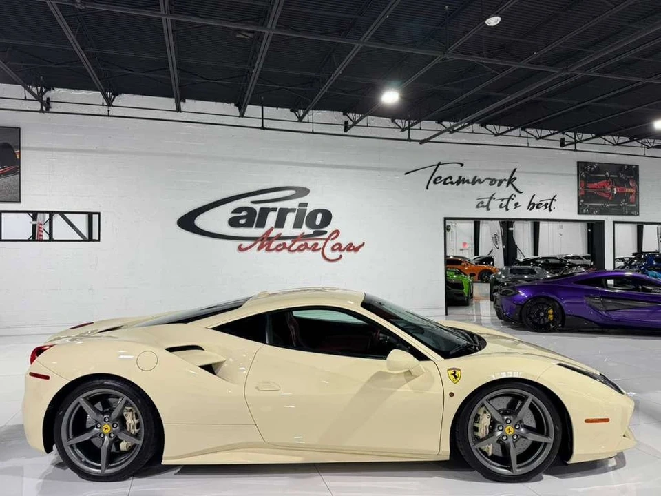 2018 Ferrari 488 - Image 8 of 12