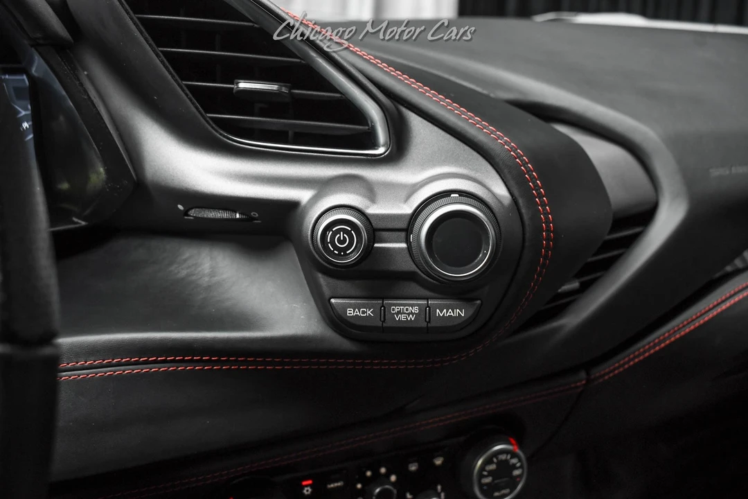 2018 Ferrari 488 GTB - Image 17 of 31