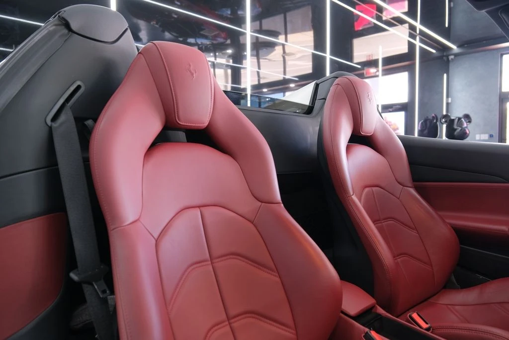 2018 Ferrari 488 GTB - Image 13 of 31