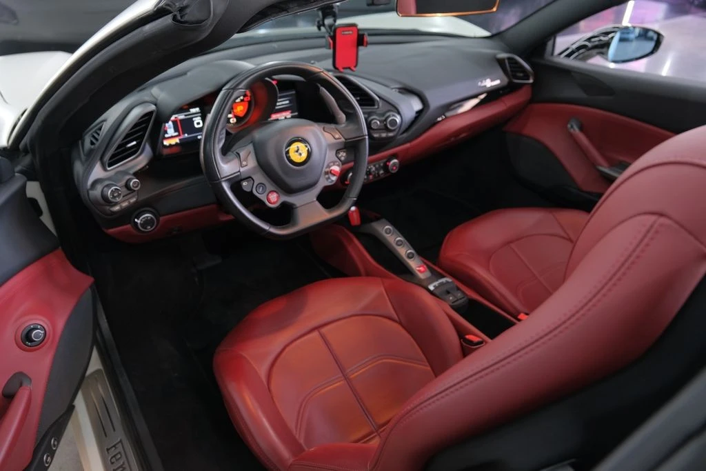 2018 Ferrari 488 GTB - Image 30 of 31