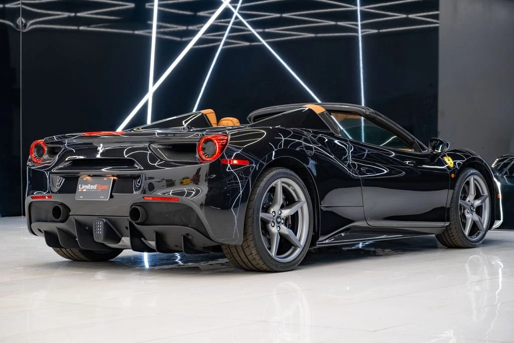 2018 Ferrari 488 GTB - Image 16 of 31