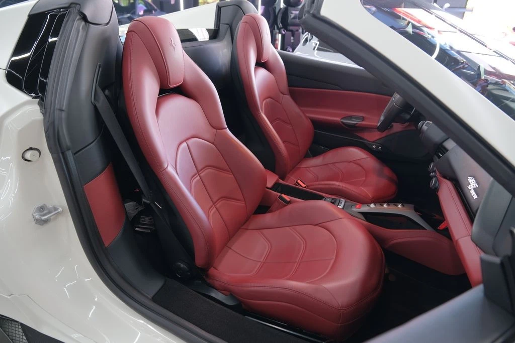 2018 Ferrari 488 GTB - Image 14 of 31