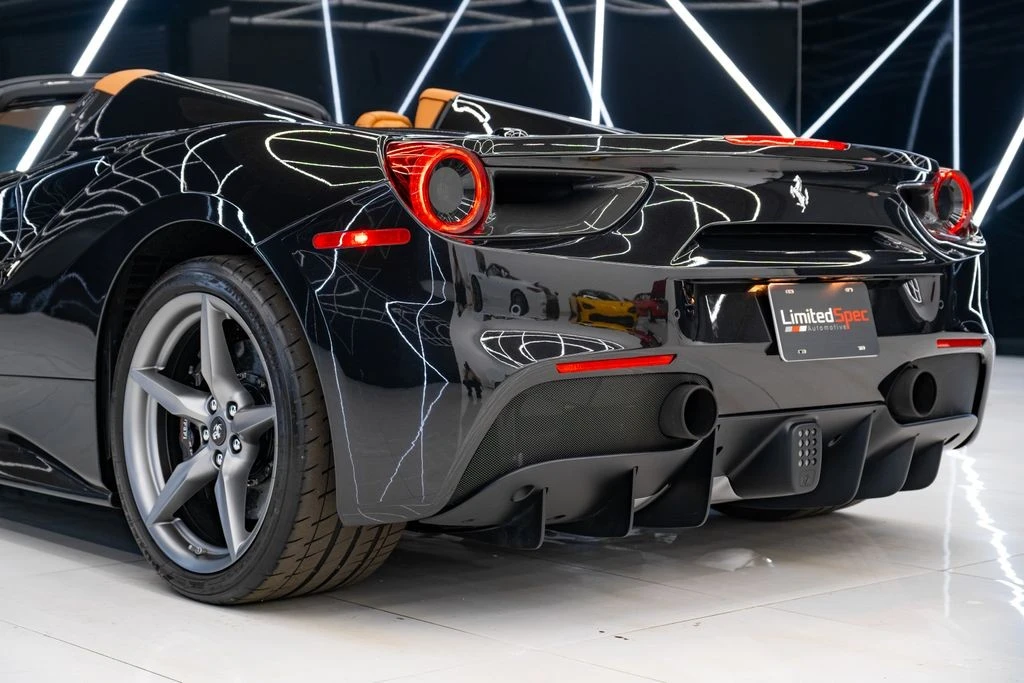 2018 Ferrari 488 GTB - Image 13 of 31