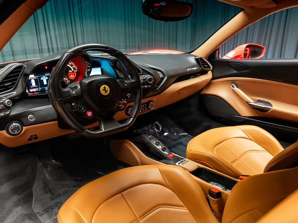 2018 Ferrari 488 GTB - Image 5 of 31