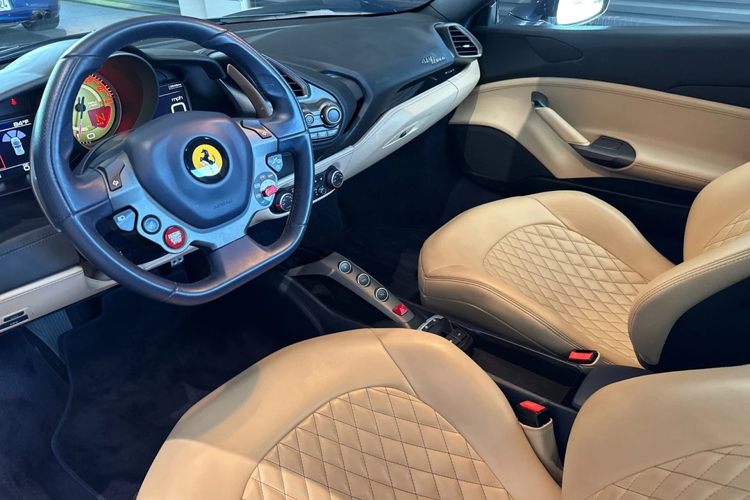 2018 Ferrari 488 GTB - Image 4 of 31
