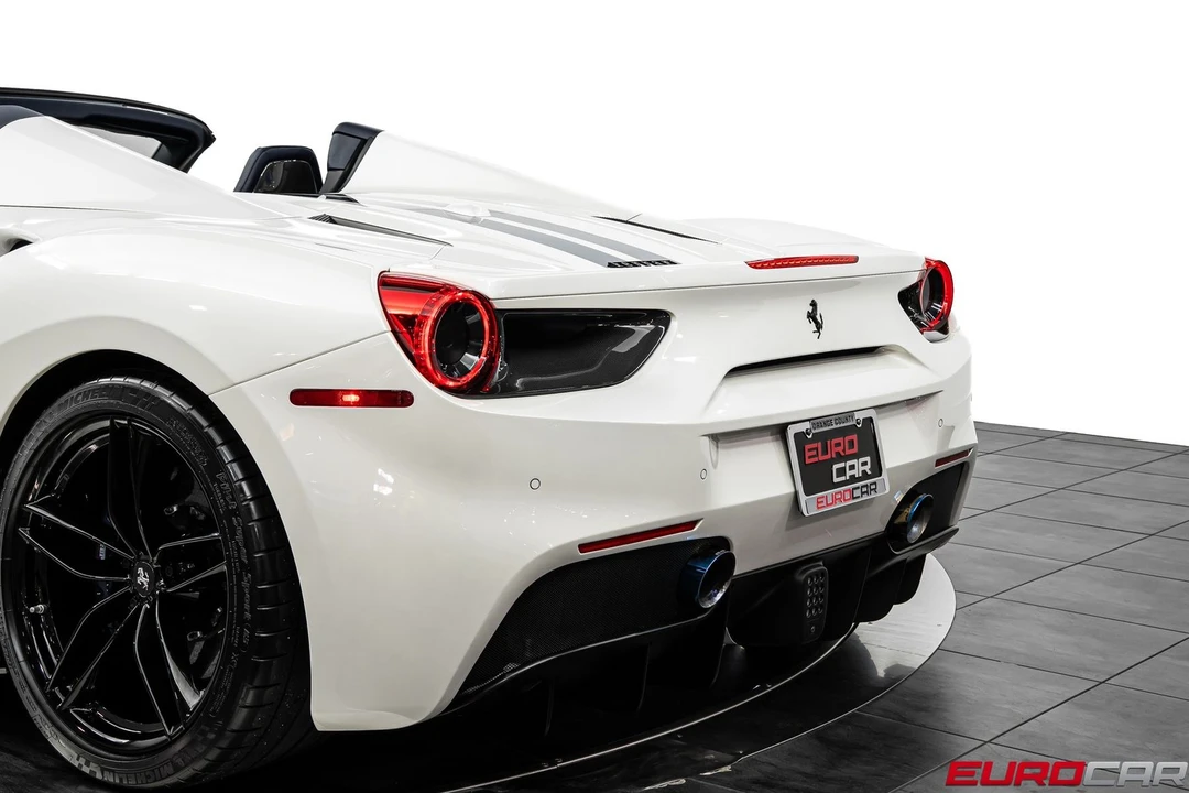 2018 Ferrari 488 GTB - Image 27 of 31