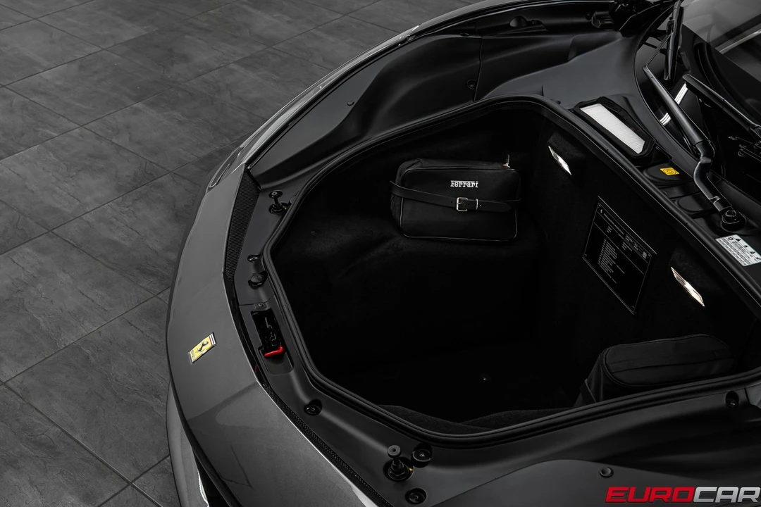 2018 Ferrari 488 GTB - Image 10 of 31