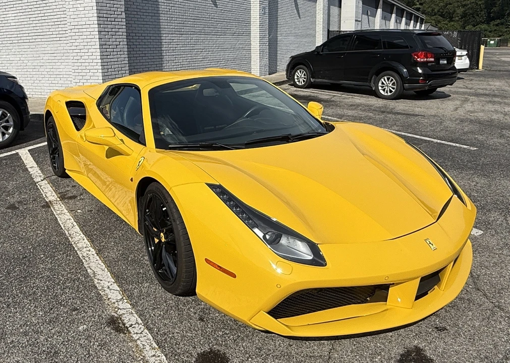 2018 Ferrari 488 Pista - Image 31 of 31