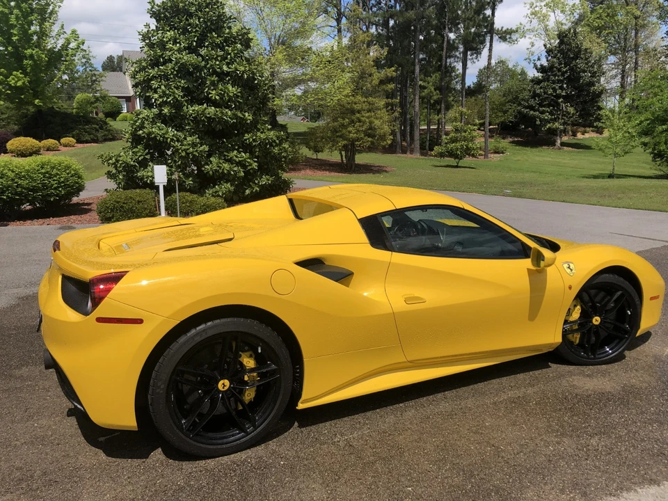 2018 Ferrari 488 Pista - Image 3 of 31