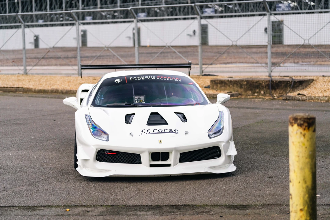 2018 Ferrari 488 - Image 10 of 31
