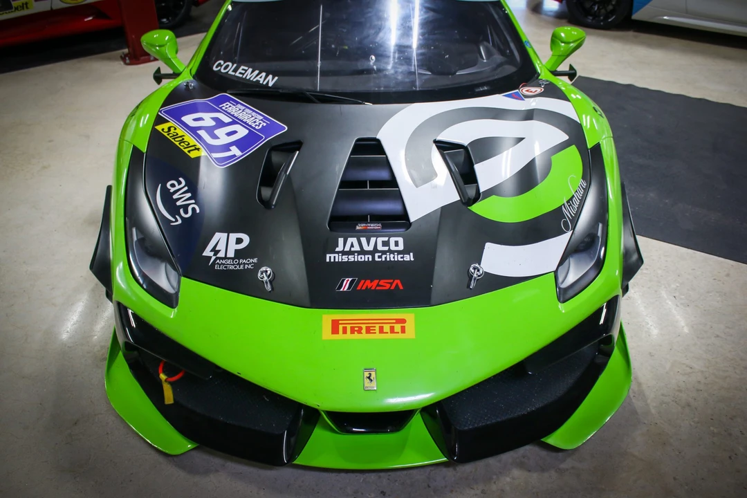 2018 Ferrari 488 - Image 17 of 31