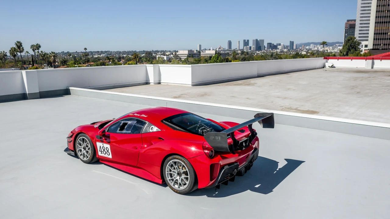 2018 Ferrari 488 - Image 4 of 31