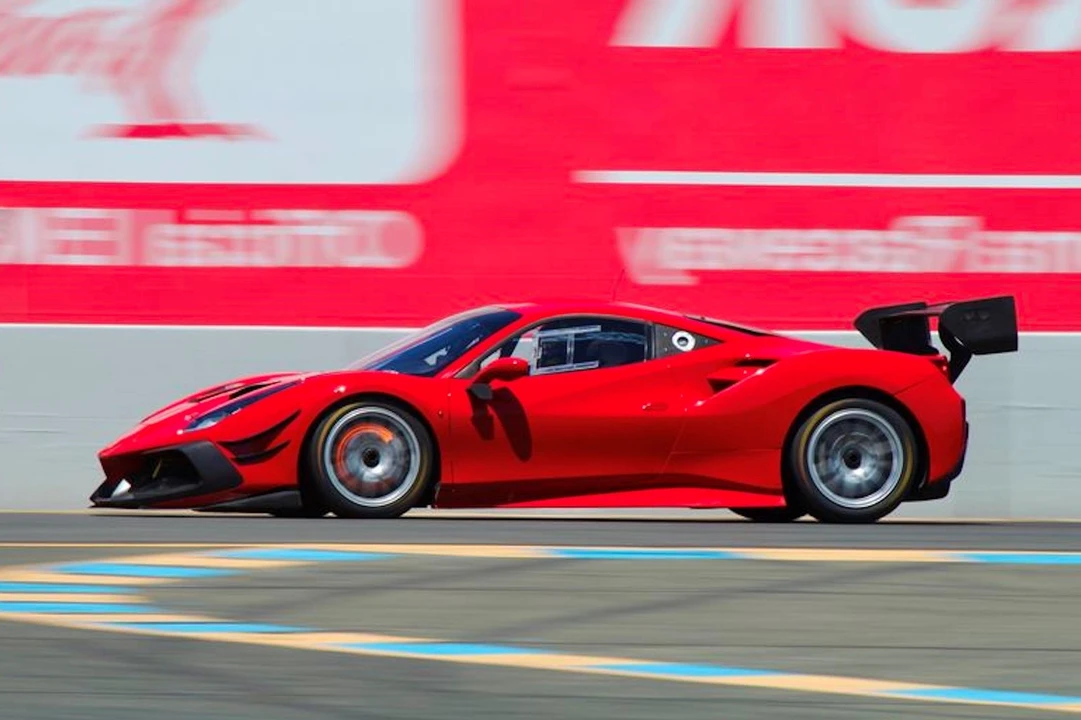 2018 Ferrari 488 - Image 2 of 31