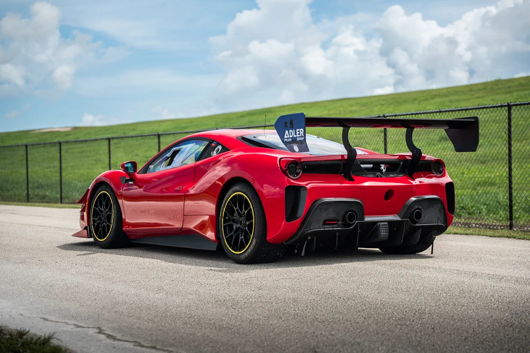 2018 Ferrari - Image 13 of 31
