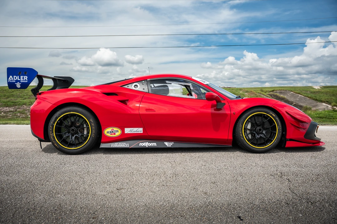 2018 Ferrari - Image 9 of 31
