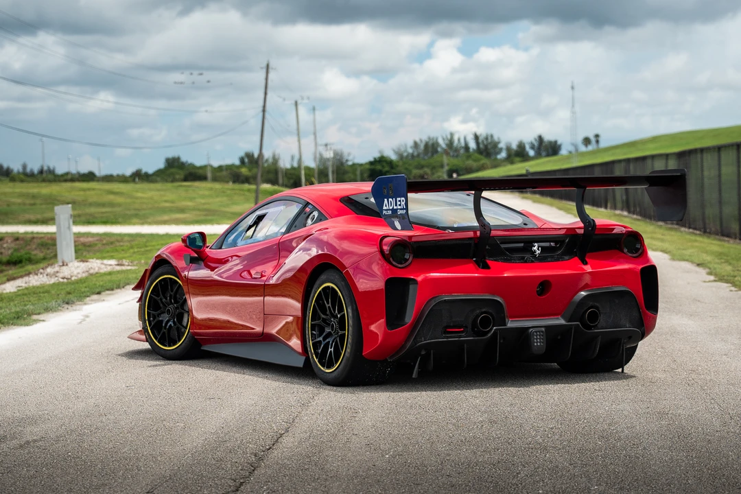 2018 Ferrari - Image 15 of 31