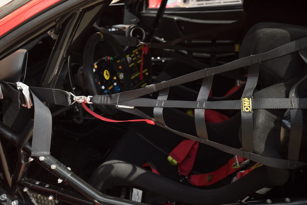 2018 Ferrari 488 - Image 17 of 31