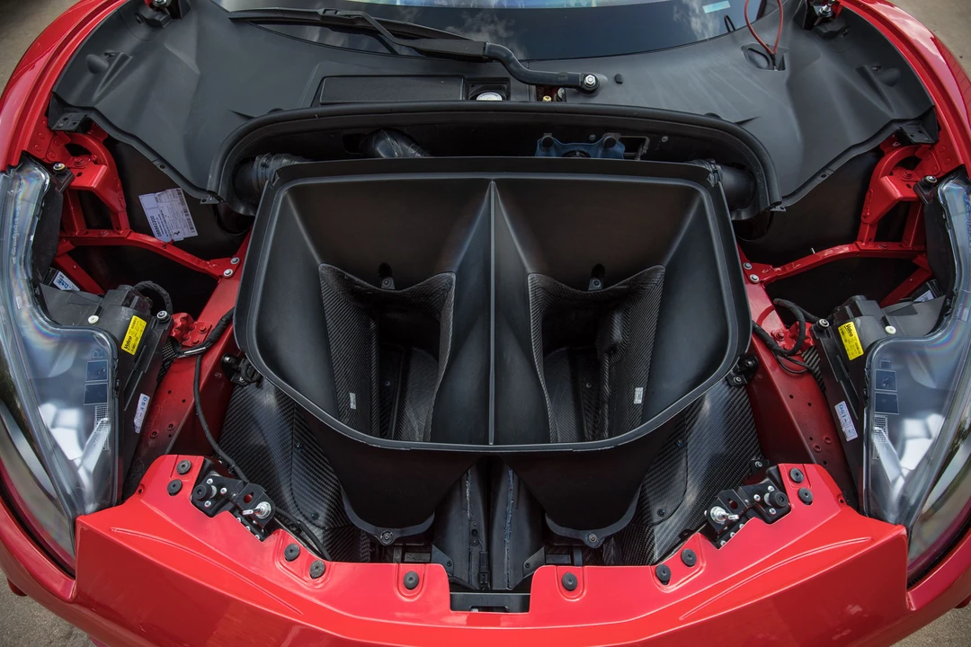 2018 Ferrari 488 - Image 28 of 31