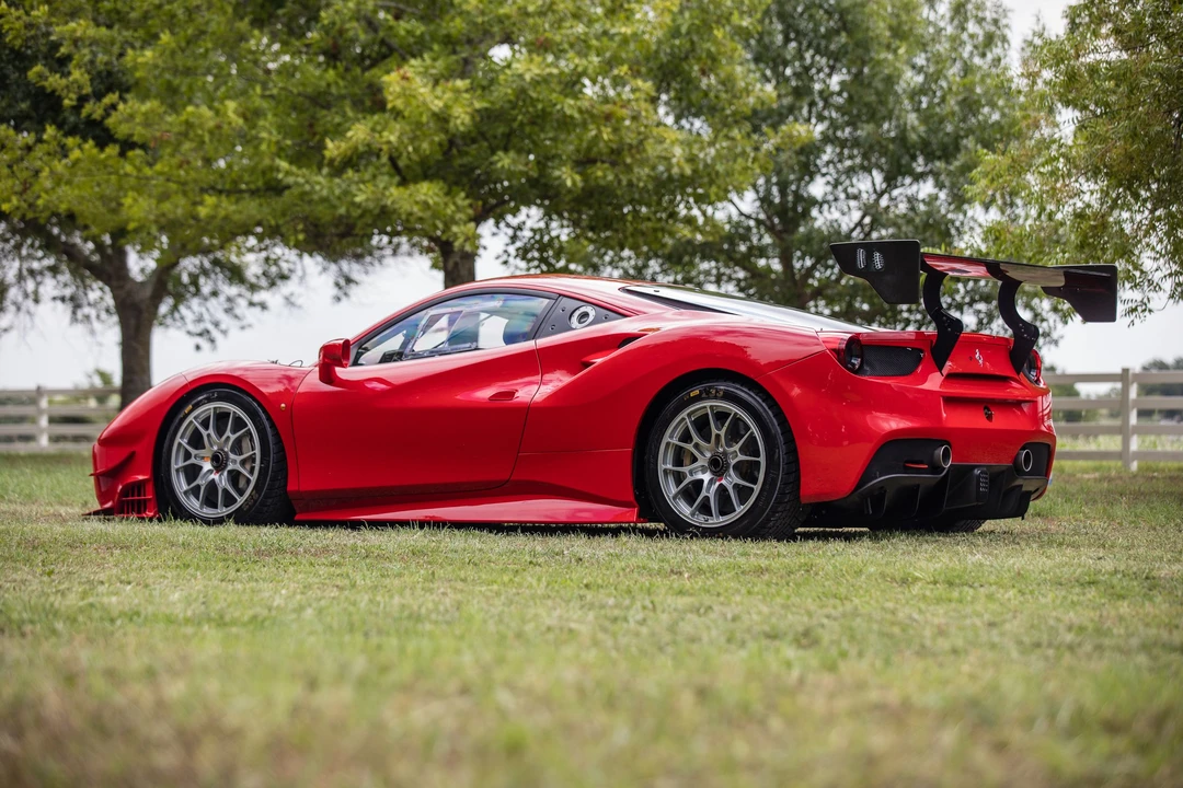 2018 Ferrari 488 - Image 13 of 31