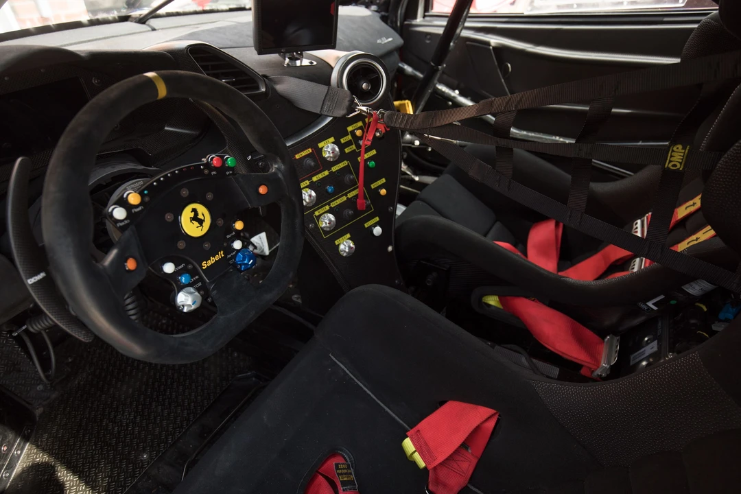 2018 Ferrari 488 - Image 16 of 31