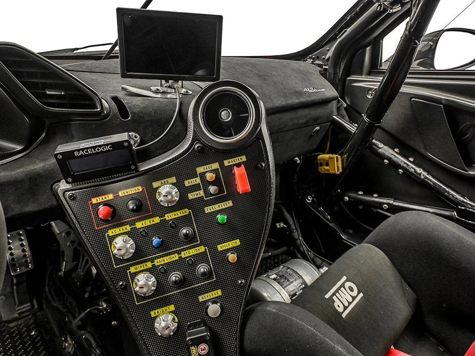 2018 Ferrari 488 - Image 14 of 17
