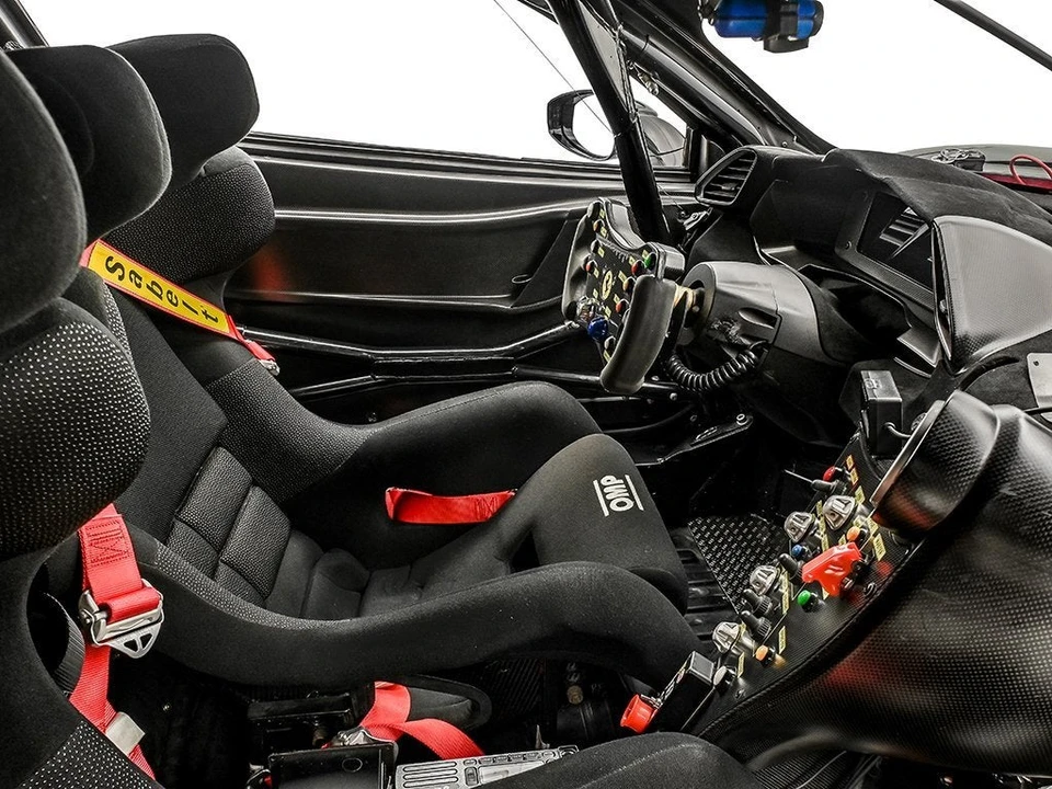 2018 Ferrari 488 - Image 9 of 17