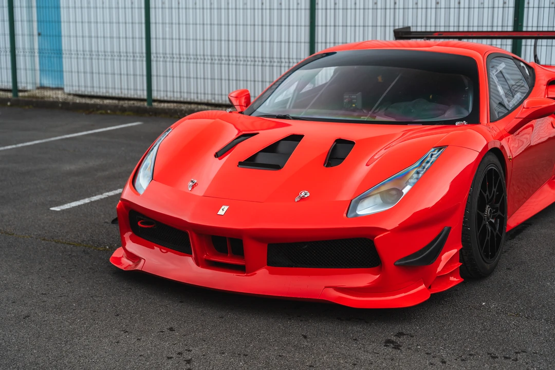 2018 Ferrari 488 - Image 11 of 31