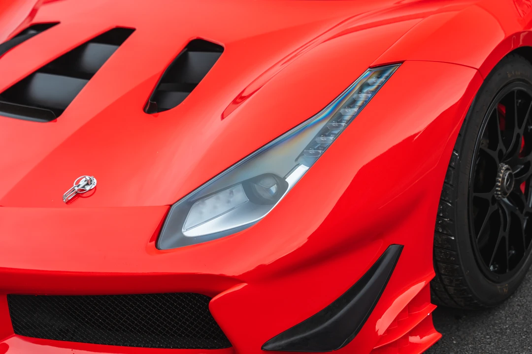 2018 Ferrari 488 - Image 15 of 31