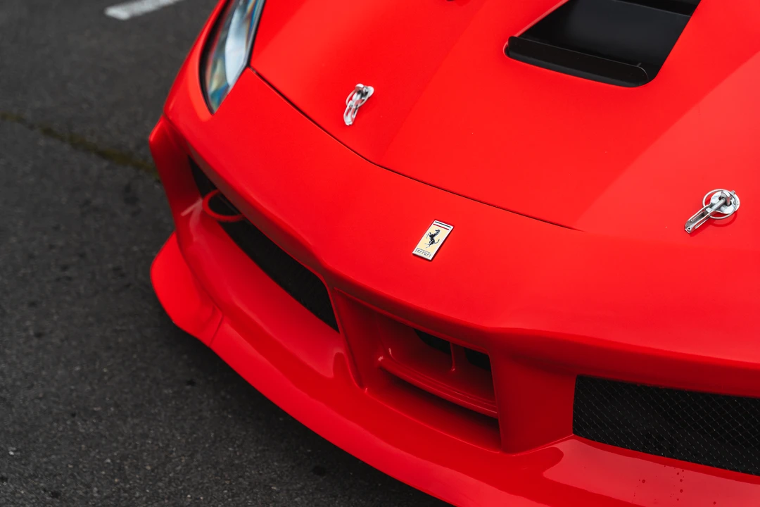 2018 Ferrari 488 - Image 17 of 31