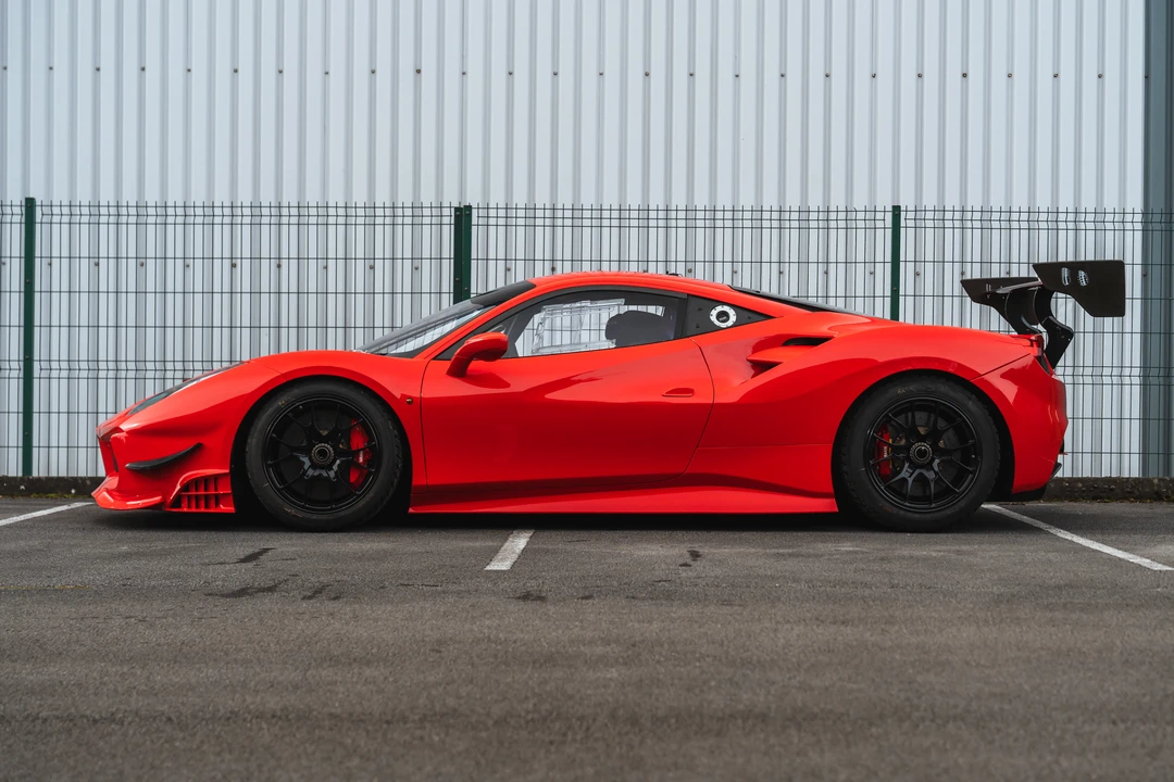 2018 Ferrari 488 - Image 5 of 31