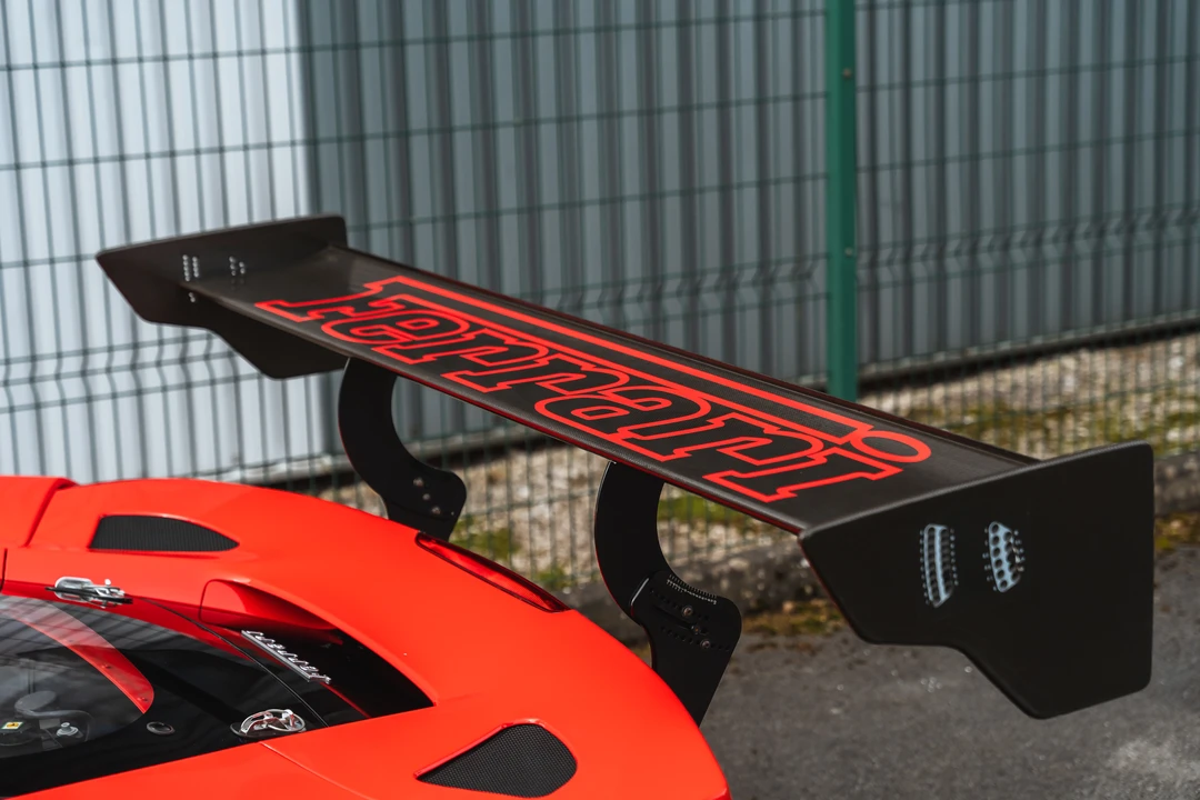 2018 Ferrari 488 - Image 24 of 31