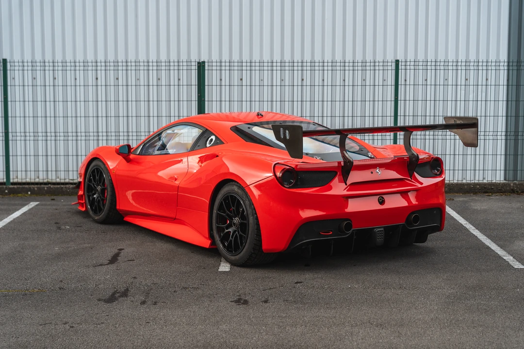 2018 Ferrari 488 - Image 6 of 31