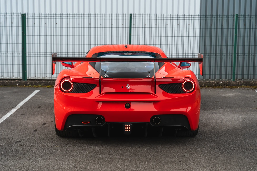 2018 Ferrari 488 - Image 7 of 31